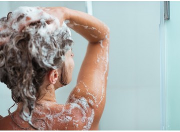 Není mytí jako mytí: Desatero správného mytí vlasů